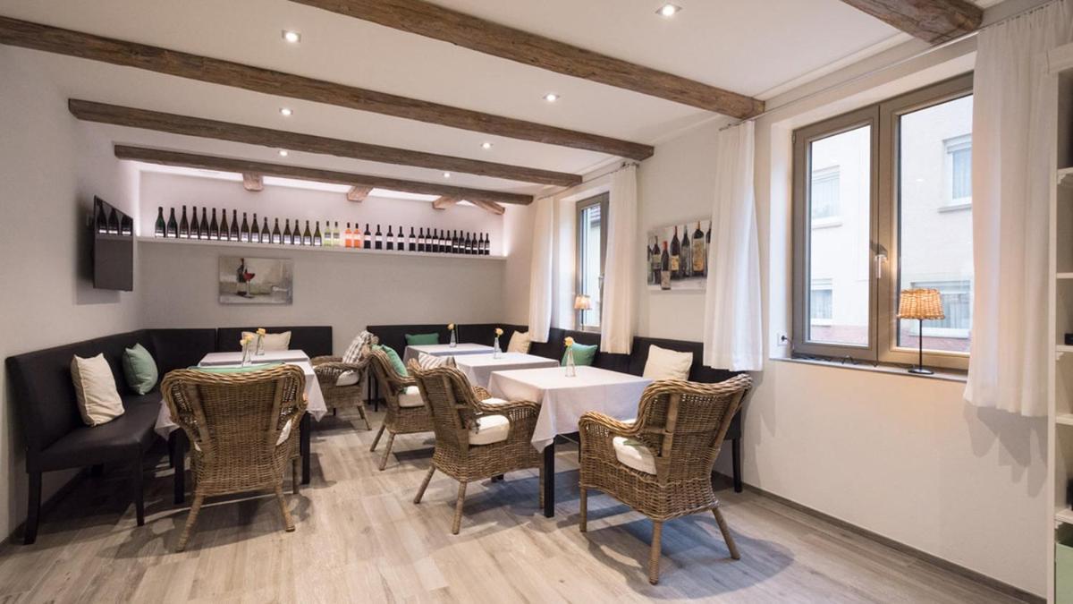 Exnicrum Wein . Genuss . Hotel Hessigheim Bagian luar foto